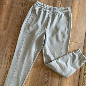 Womens Fabletics Amelia Slim Light Gray Sweatpants
